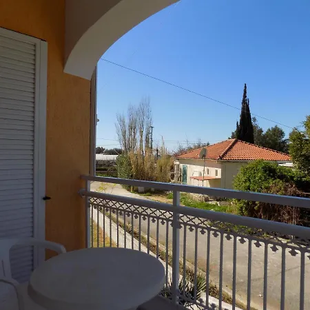 Jerry's Lassi * لاسي